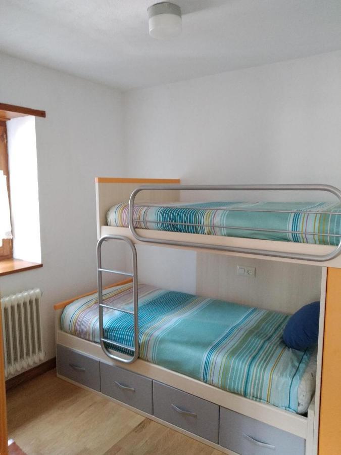 Vivienda Benasque Ibonetアパートメント エクステリア 写真